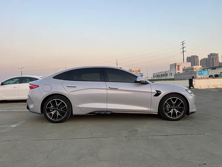 Фото 7 - BYD Seal