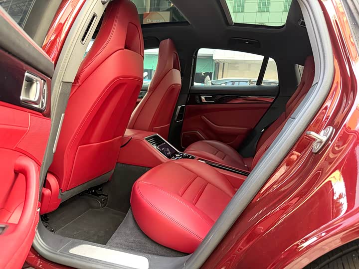 Фото 6 - Porsche Panamera