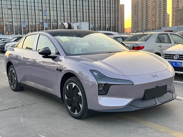 Фото 3 - XPeng Mona M03