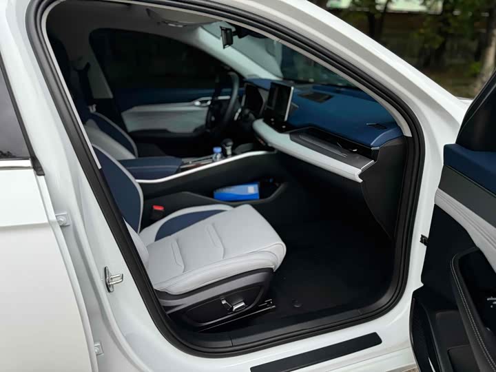 Фото 5 - Geely Preface