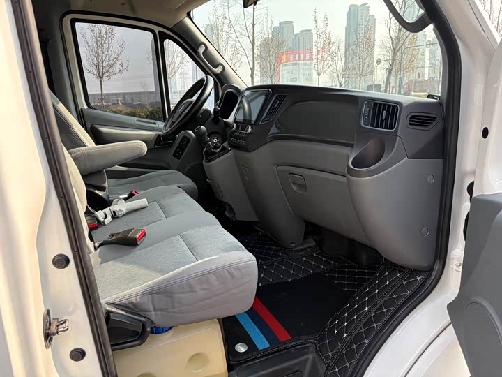 Фото 6 - Foton Tuyano