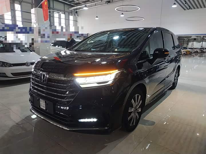 Фото 1 - Honda Odyssey