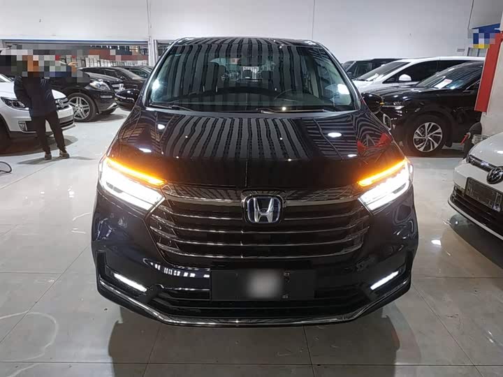 Фото 3 - Honda Odyssey