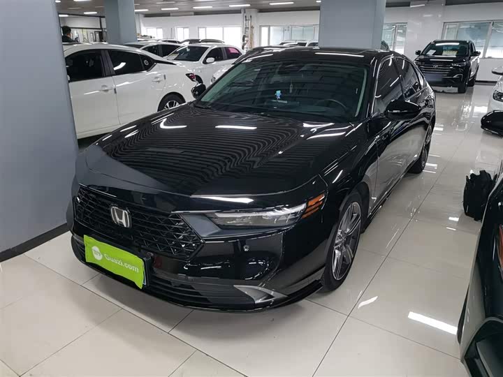 Фото 1 - Honda Accord