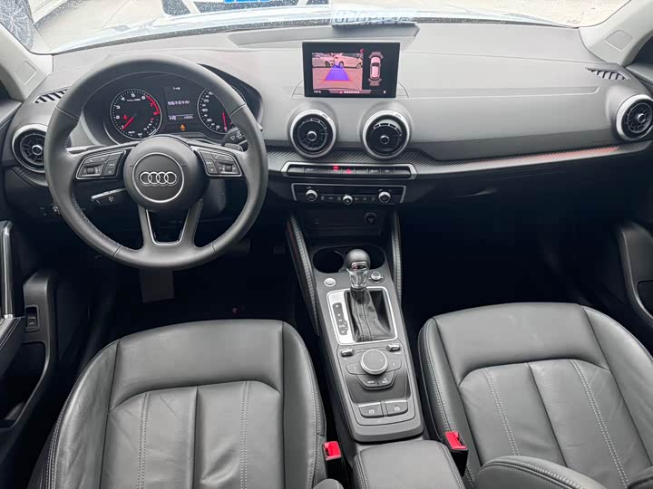 Фото 8 - Audi Q2L