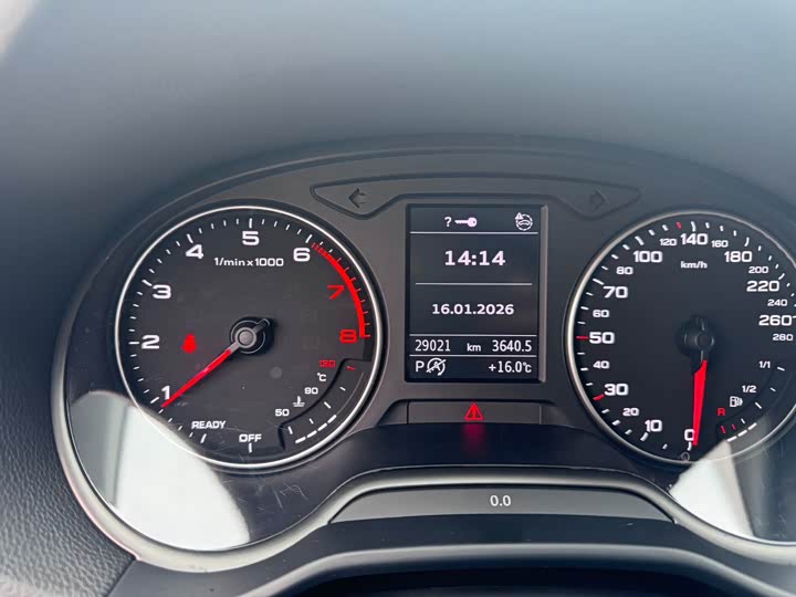 Фото 9 - Audi Q2L