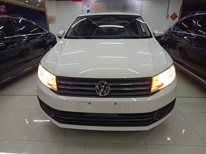 Фото 3 - Volkswagen Santana