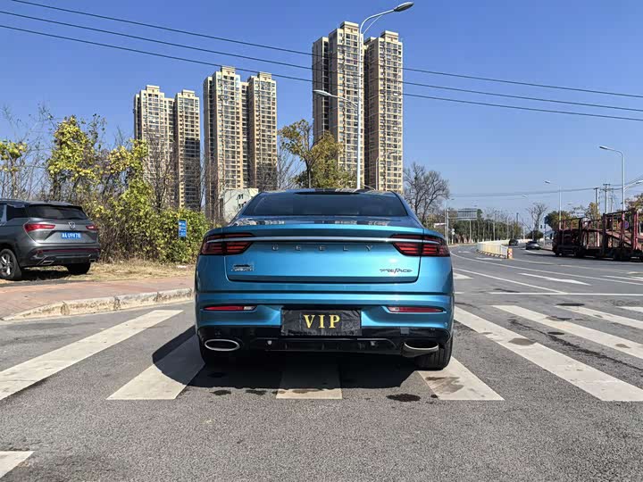 Фото 7 - Geely Preface