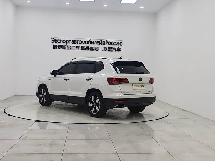 Фото 5 - Volkswagen Tharu