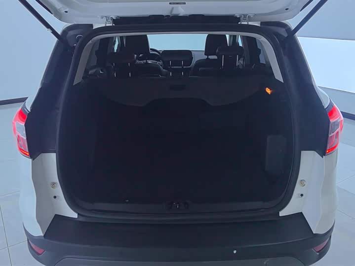 Фото 4 - Ford Escape (Kuga)