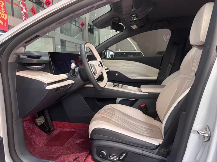 Фото 5 - Geely Galaxy E8