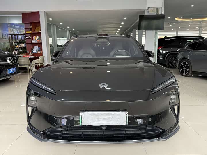 Фото 2 - Nio ET5