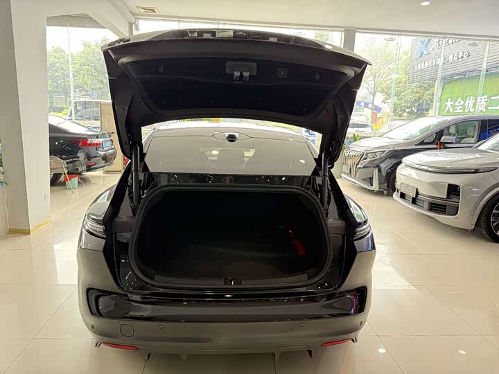 Фото 7 - Nio ET5