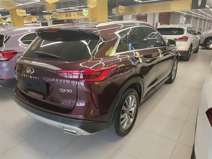 Фото 7 - Infiniti QX50