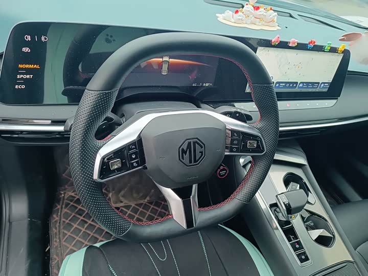 Фото 7 - MG Motor 7