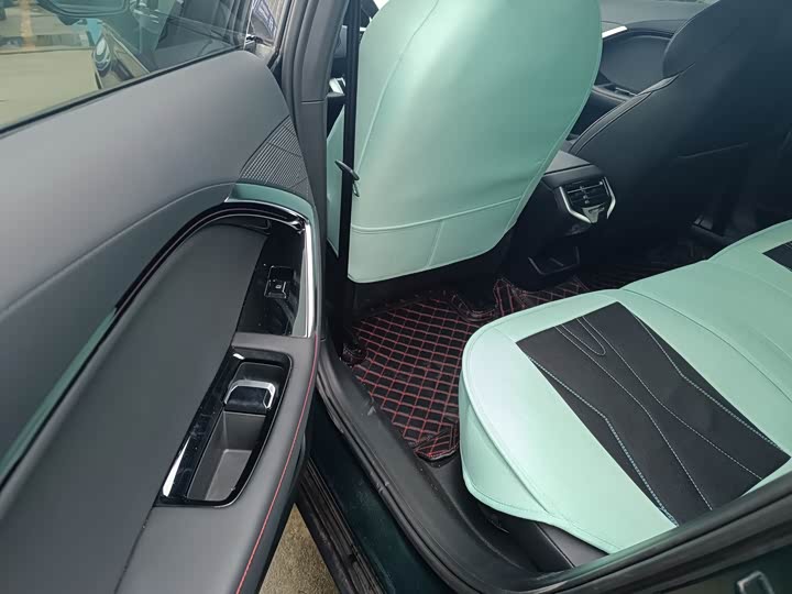 Фото 9 - MG Motor 7