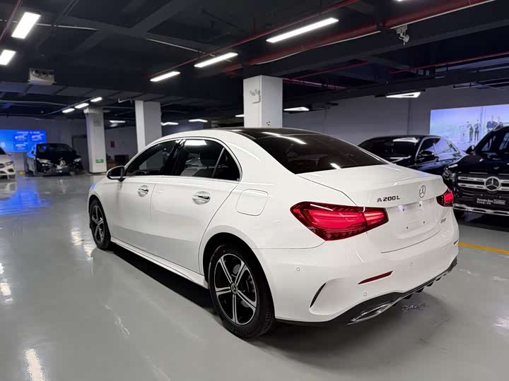 Фото 4 - Mercedes-Benz A-Class