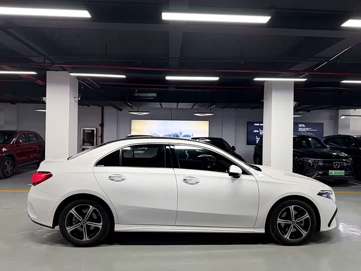 Фото 7 - Mercedes-Benz A-Class