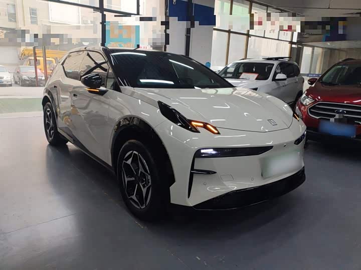 Фото 4 - Zeekr X