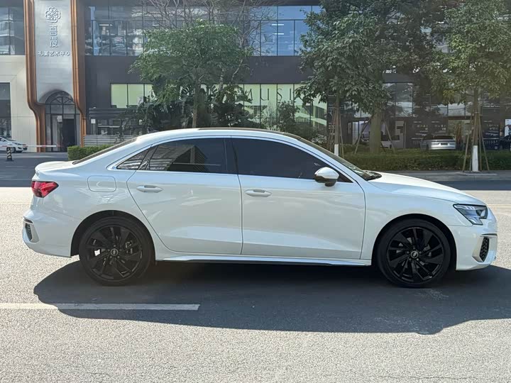 Фото 7 - Audi A3