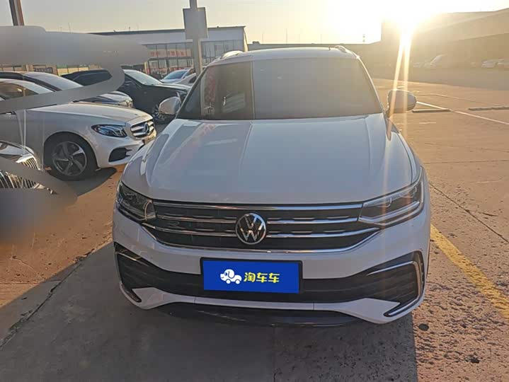 Фото 2 - Volkswagen Tiguan X