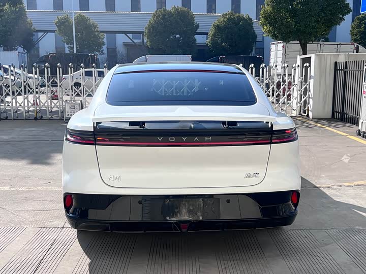 Фото 6 - Voyah Passion