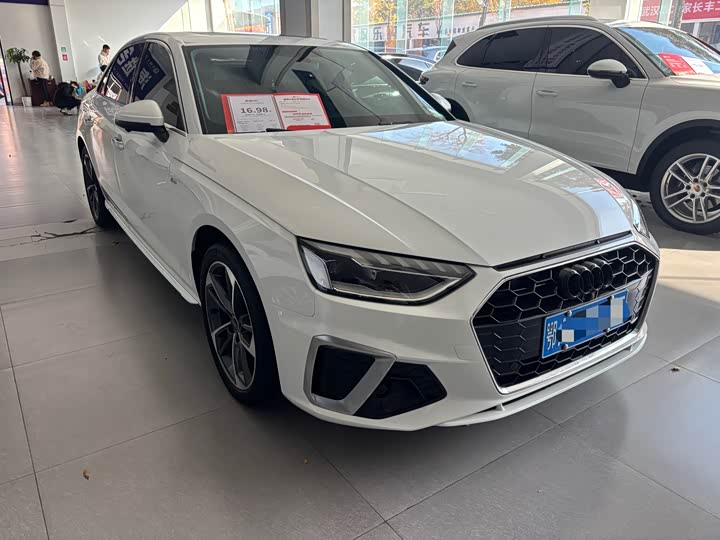 Фото 3 - Audi A4L