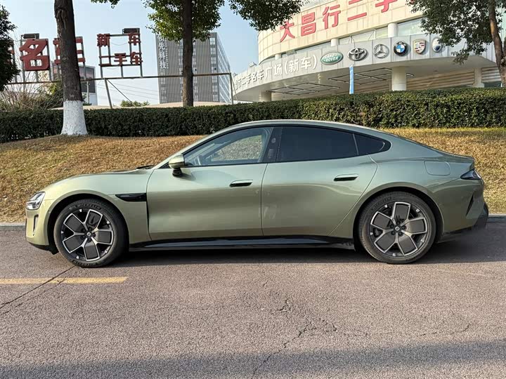 Фото 3 - Xiaomi SU7