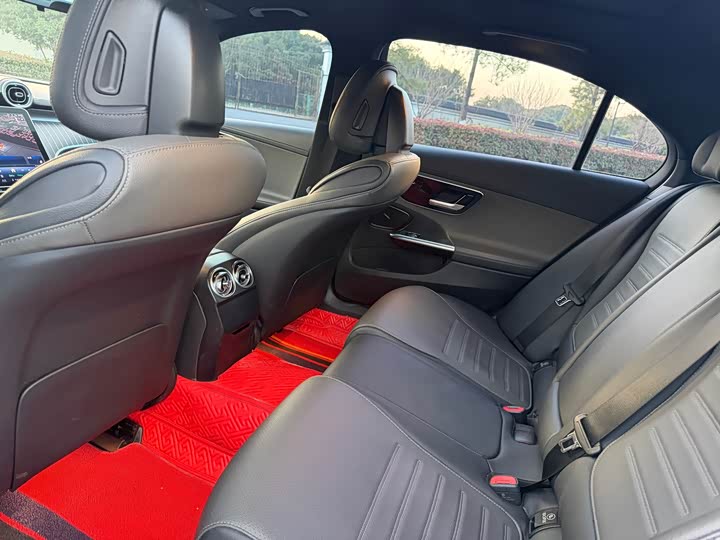 Фото 7 - Mercedes-Benz C-Class