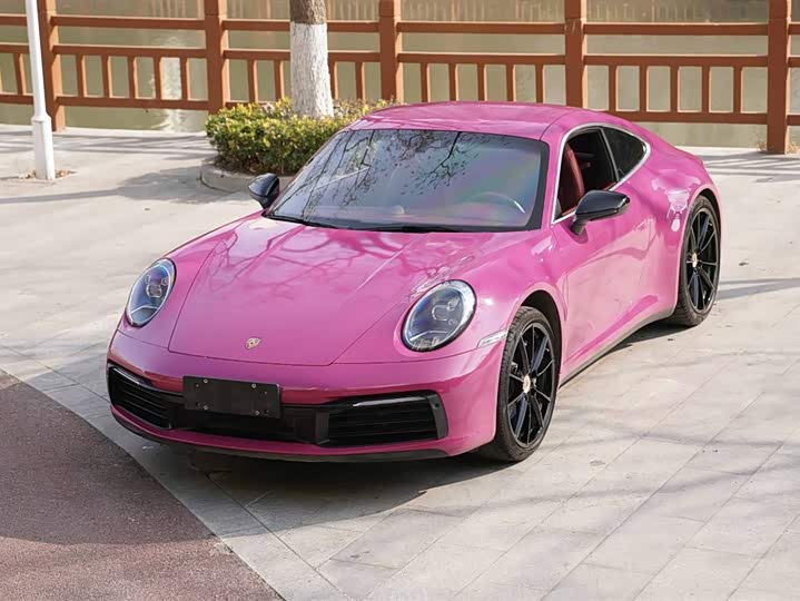 Фото 1 - Porsche 911