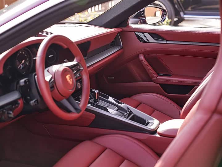 Фото 8 - Porsche 911