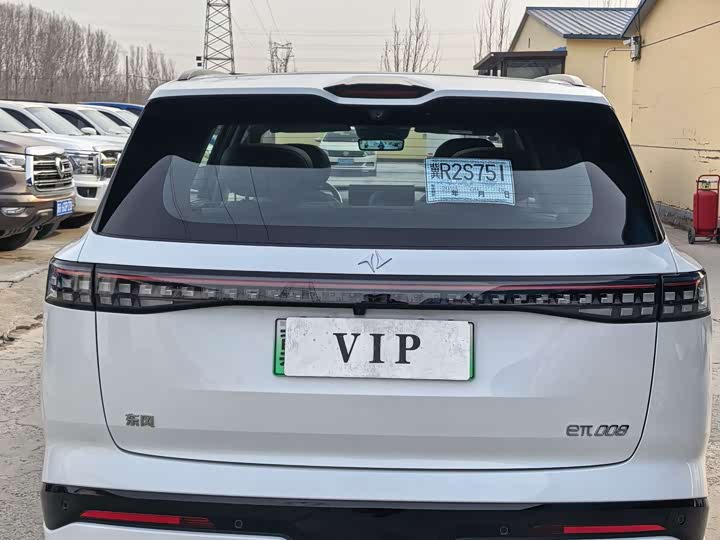 Фото 3 - Dongfeng Yipai eπ 008