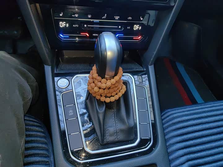 Фото 7 - Volkswagen Magotan