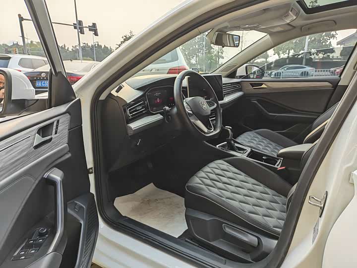 Фото 9 - Volkswagen Sagitar L