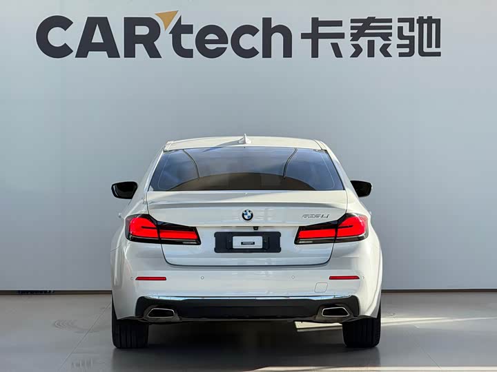 Фото 5 - BMW 5 Series