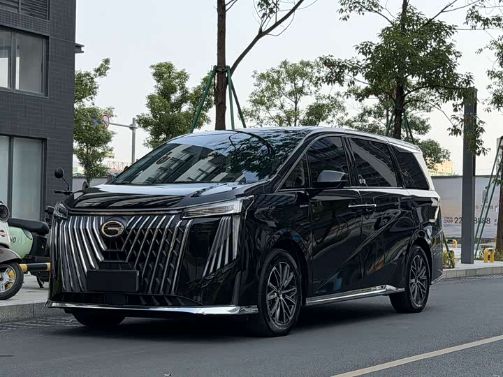 Фото 3 - GAC Trumpchi M8