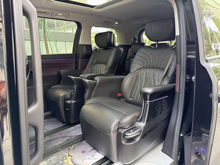 Фото 6 - GAC Trumpchi M8