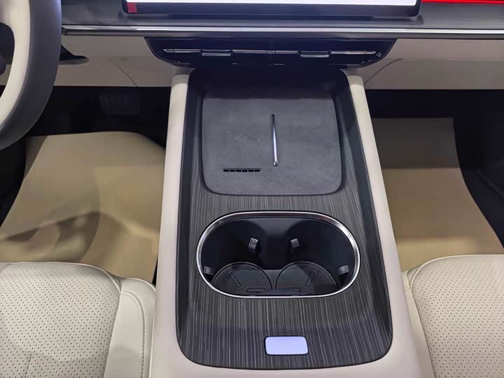 Фото 7 - Dongfeng Yipai eπ 007