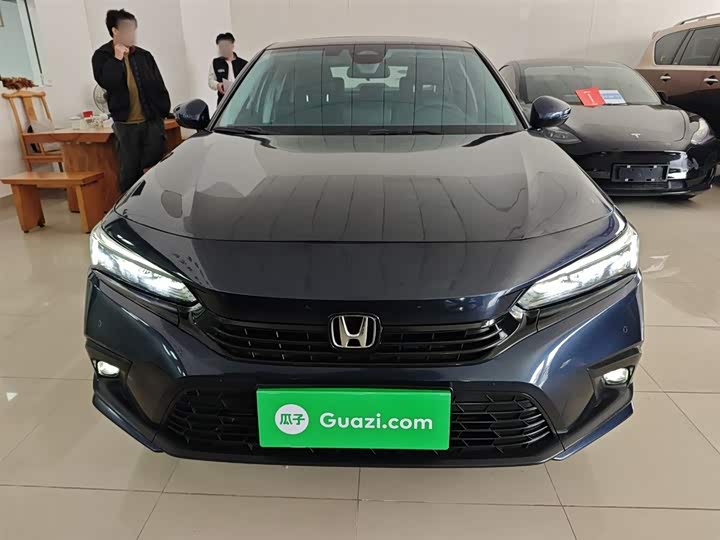 Фото 3 - Honda Civic