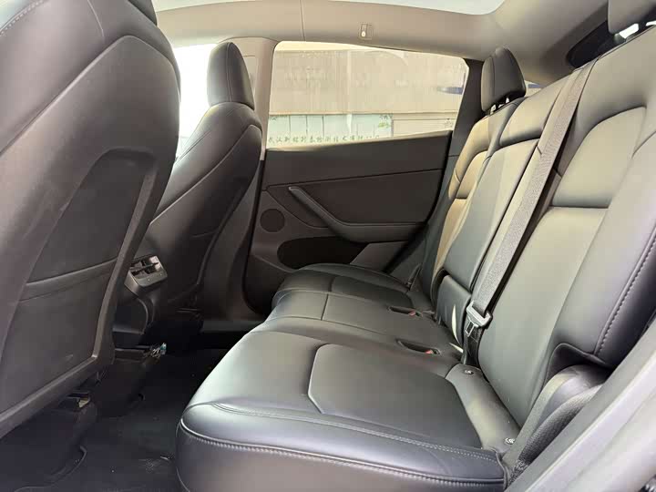 Фото 6 - Tesla Model Y