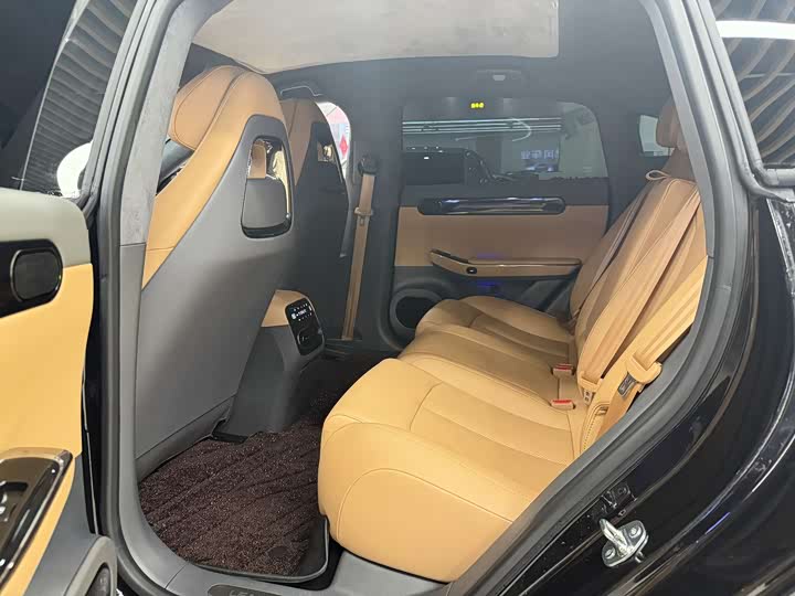 Фото 9 - Leapmotor C01