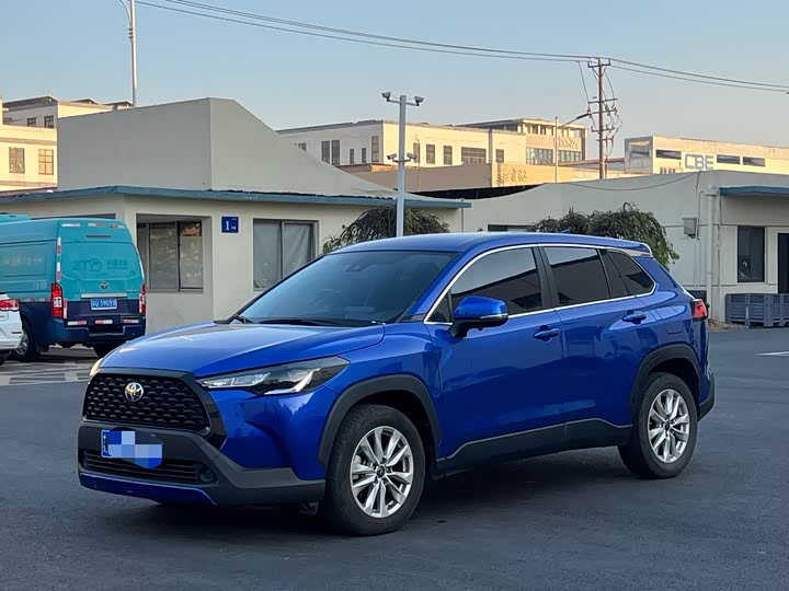 Фото 1 - Toyota Corolla Cross