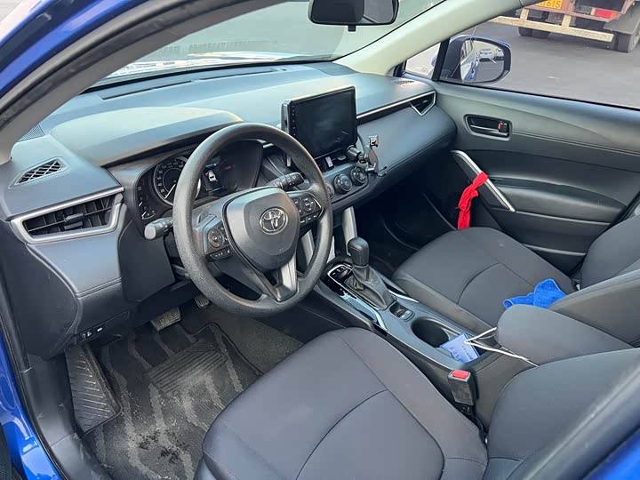 Фото 7 - Toyota Corolla Cross