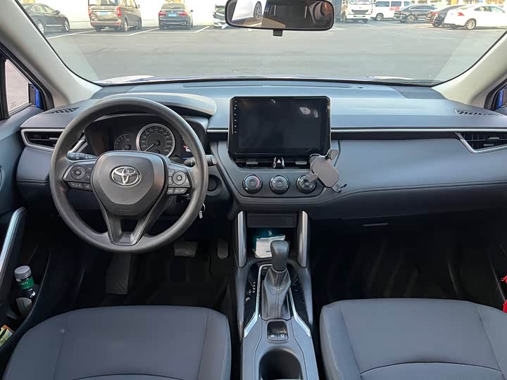 Фото 9 - Toyota Corolla Cross