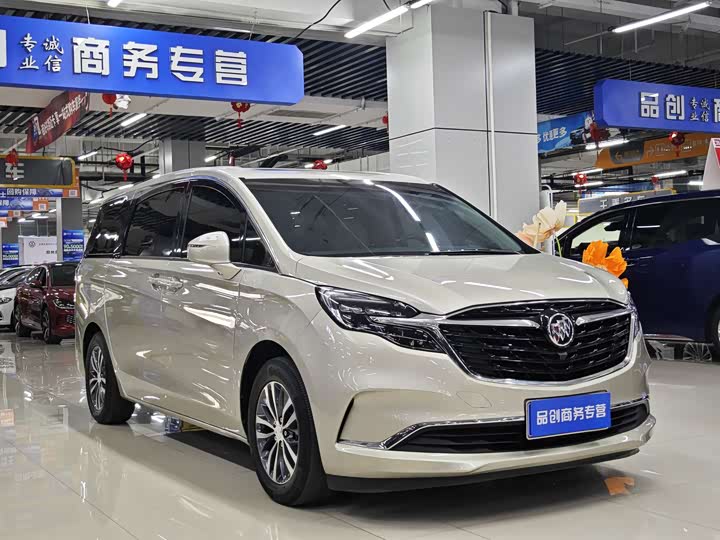 Фото 3 - Buick GL8 ES