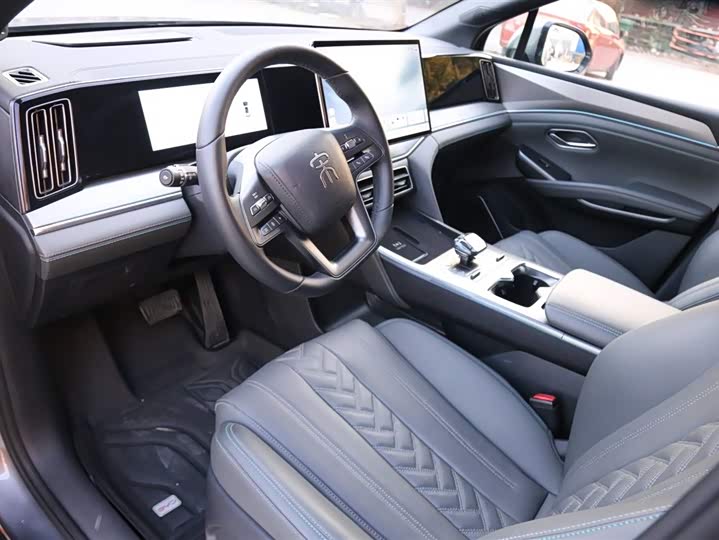 Фото 6 - BYD Song L DM-i Hybrid