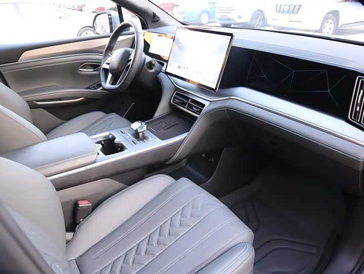 Фото 7 - BYD Song L DM-i Hybrid