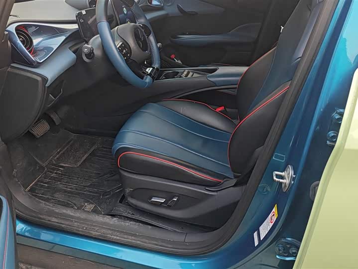 Фото 9 - BYD Dolphin