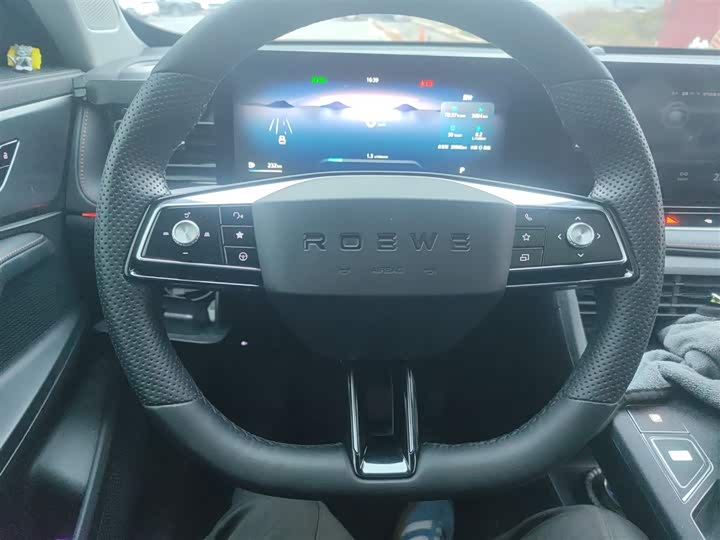 Фото 3 - Roewe RX5