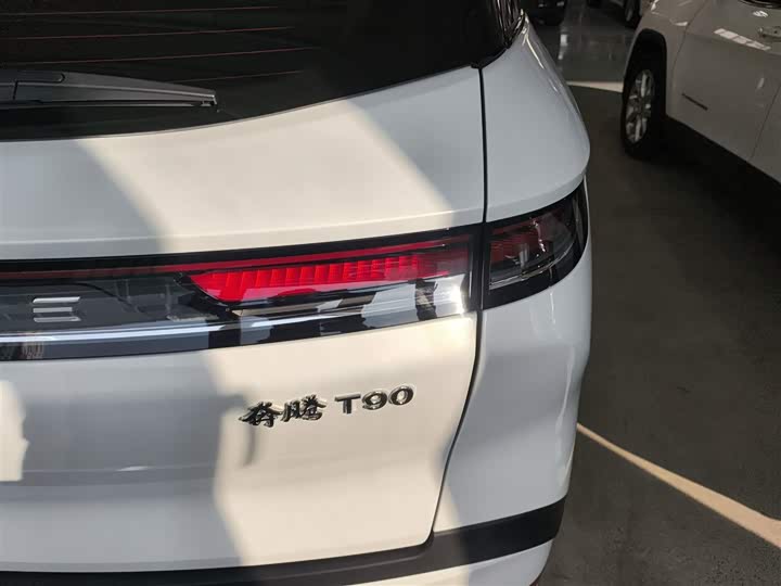 Фото 8 - Bestune T90